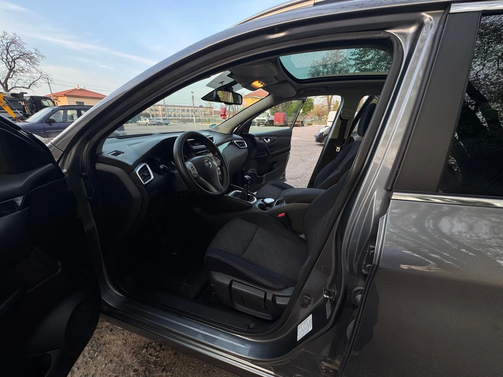 Nissan Qashqai J11, снимка 9 - Автомобили и джипове - 54217081