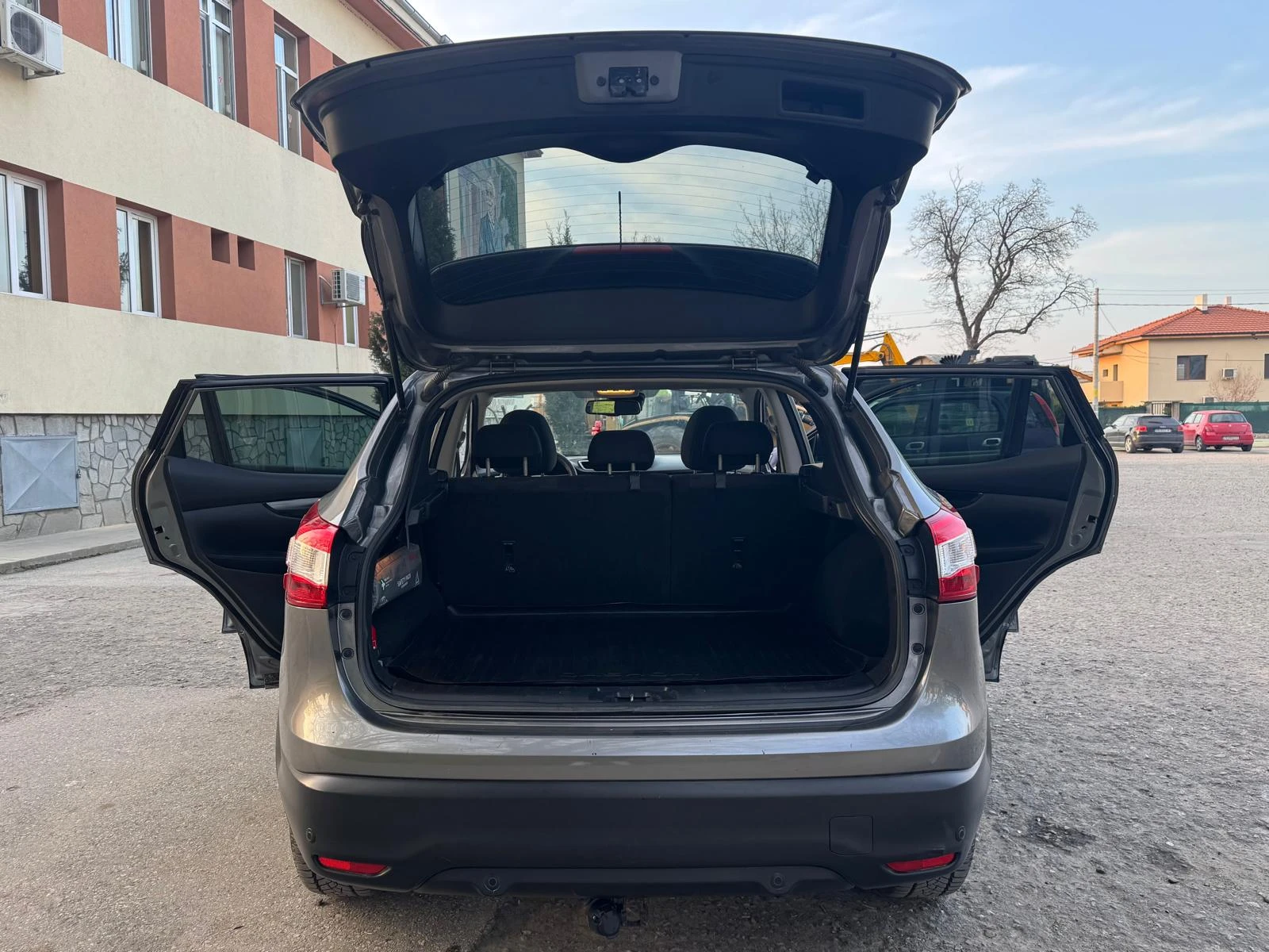 Nissan Qashqai J11, снимка 16 - Автомобили и джипове - 54217081