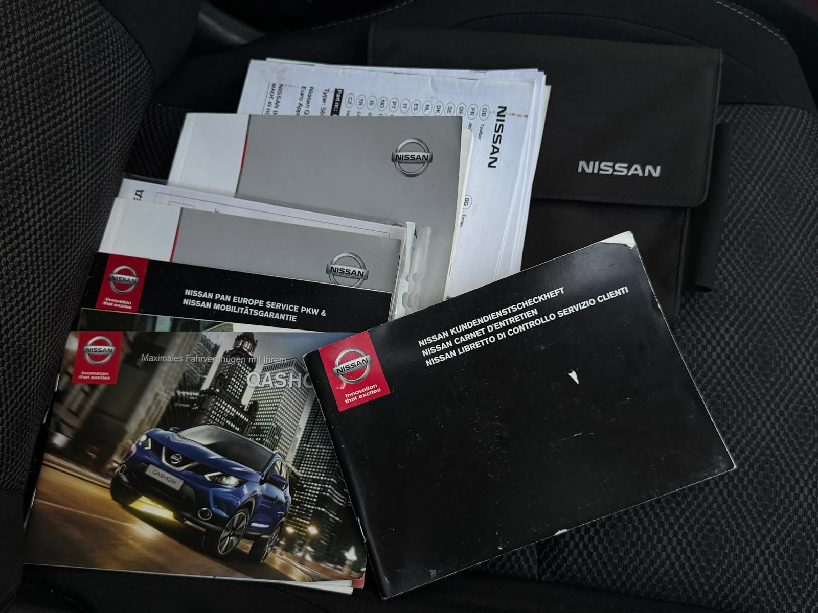 Nissan Qashqai J11, снимка 17 - Автомобили и джипове - 54217081