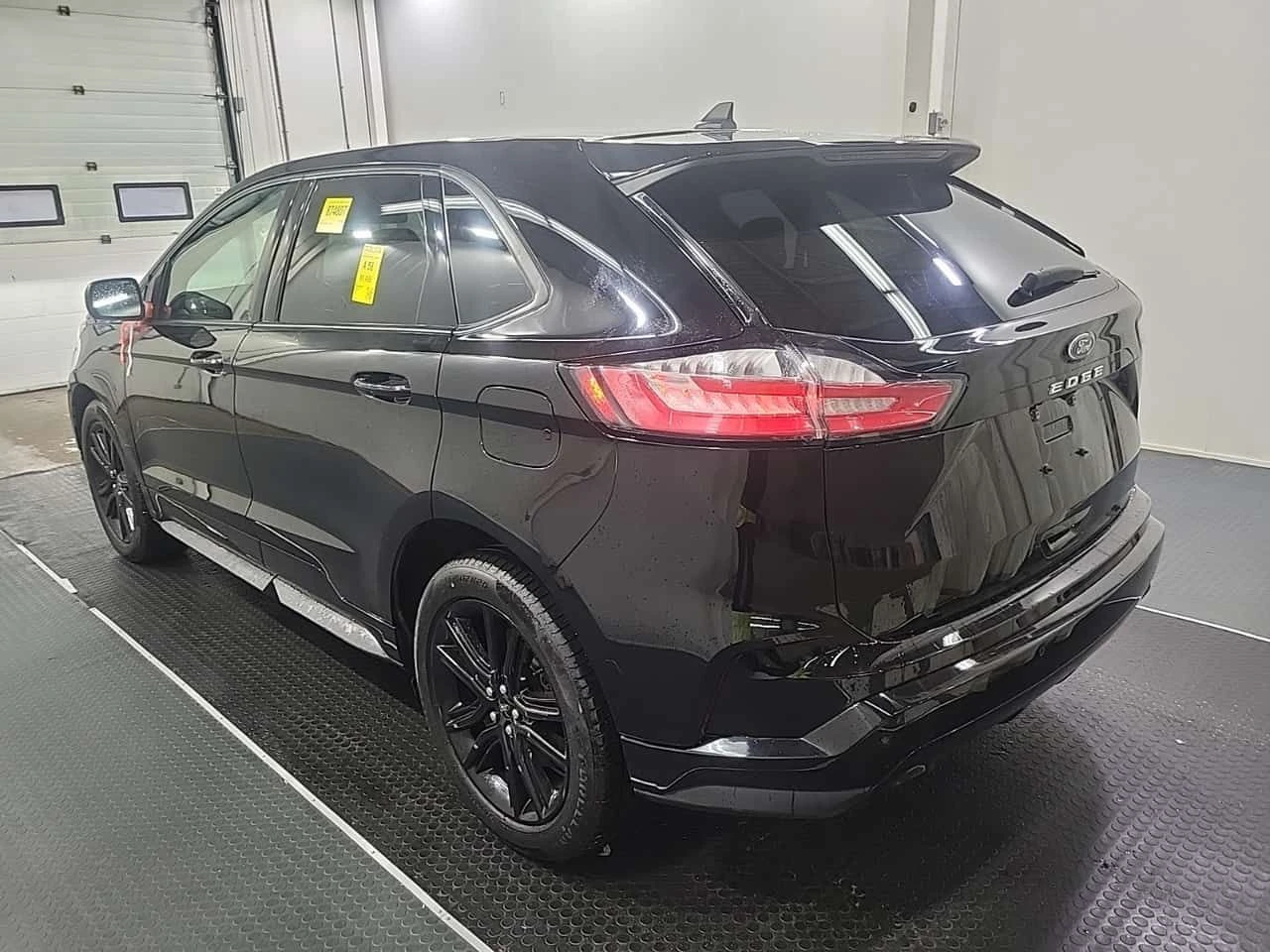 Ford Edge ST LINE| ALCANTARA| PANO| ОБДУХВАНЕ| 2 КЛЮЧА| , снимка 5 - Автомобили и джипове - 54377200