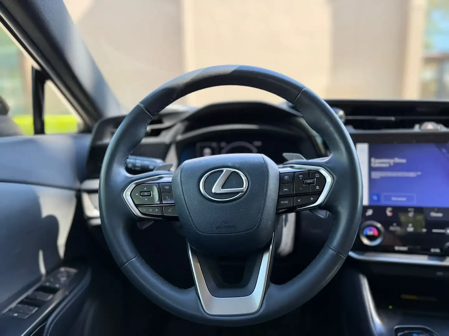 Lexus RZ ПОДГРЕВ* 360КАМЕРА* LANE* ASSIST* , снимка 10 - Автомобили и джипове - 54955066