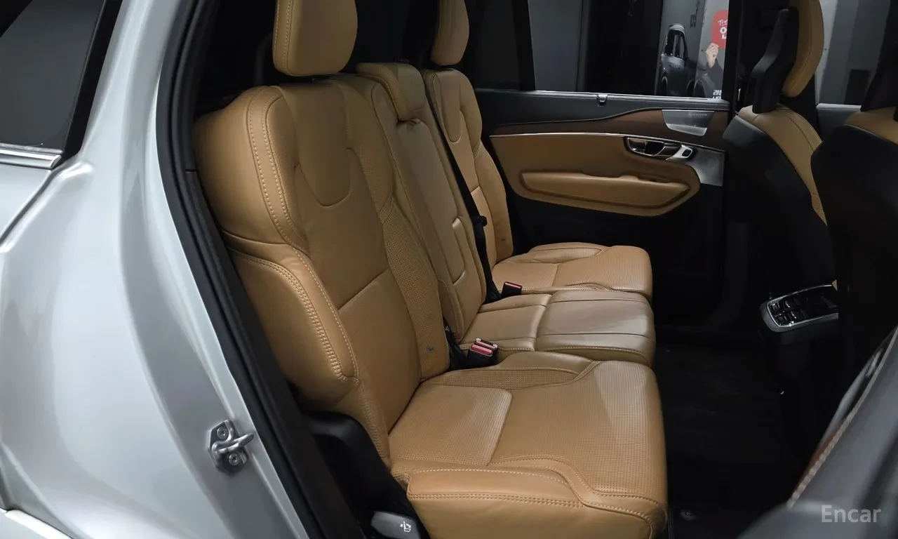 Volvo Xc90 2nd Gen D5 Inscription | Кожа | Панорама | 7 места, снимка 12 - Автомобили и джипове - 54996753