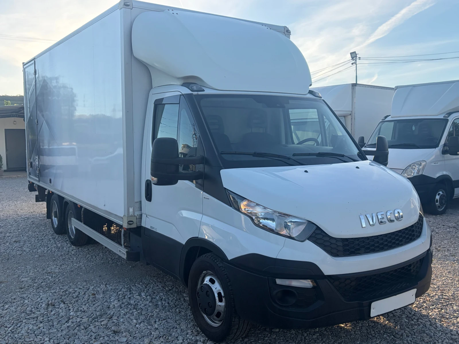 Iveco Daily 40C17Клима Б+ Е , снимка 11 - Бусове и автобуси - 54722133