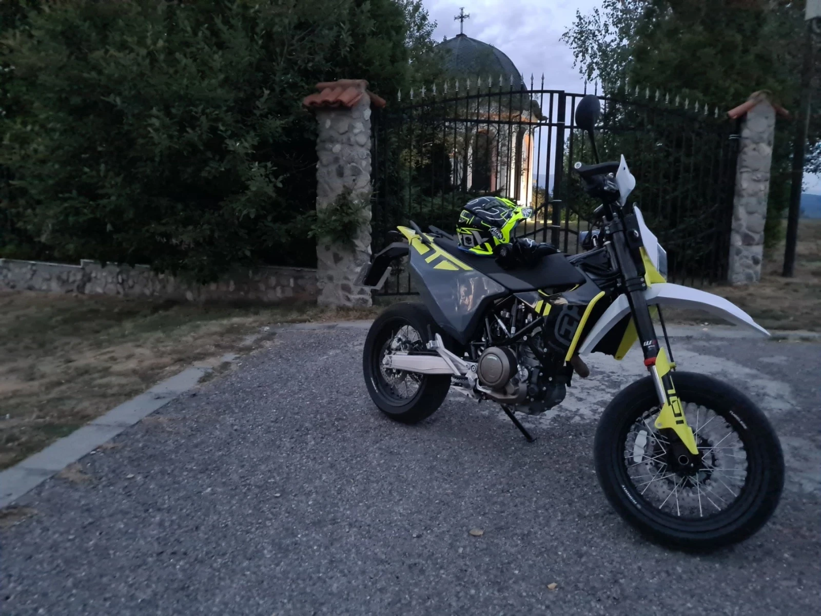 Husqvarna SM