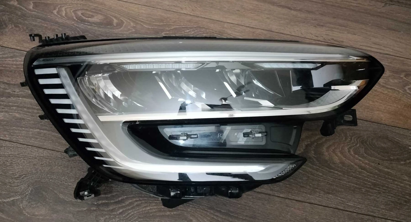 ���������� ����� LED ��� �� Renault Megane 4 ph2 | Mobile.bg � ����������� 4