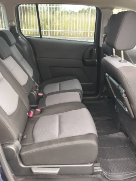 Mazda 5 6+ 1, снимка 8