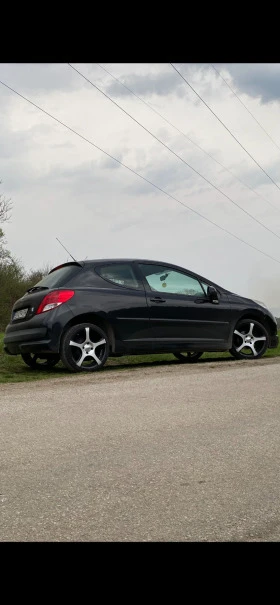     Peugeot 207