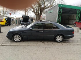 Mercedes-Benz E 220, снимка 3