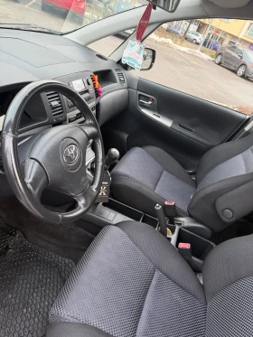 Toyota Corolla verso 2.0D4D - 1999 € / 3909.70 лв. - 49493032 9
