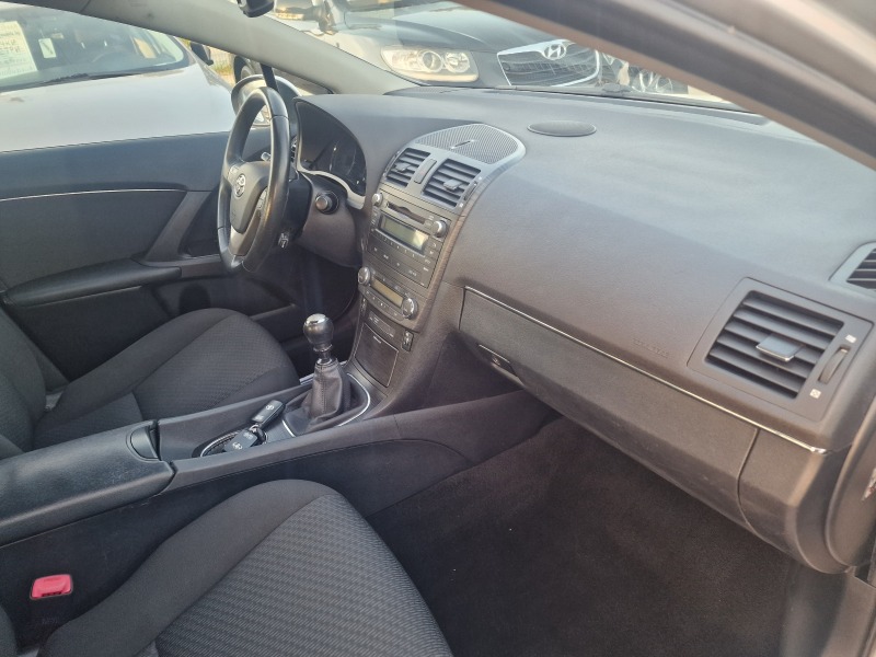 Toyota Avensis 1.8 Valvematic - keyless подгрев лети джанти, снимка 11 - Автомобили и джипове - 46060033
