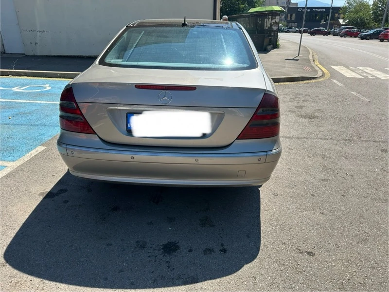 Mercedes-Benz E 320, снимка 6 - Автомобили и джипове - 47485030