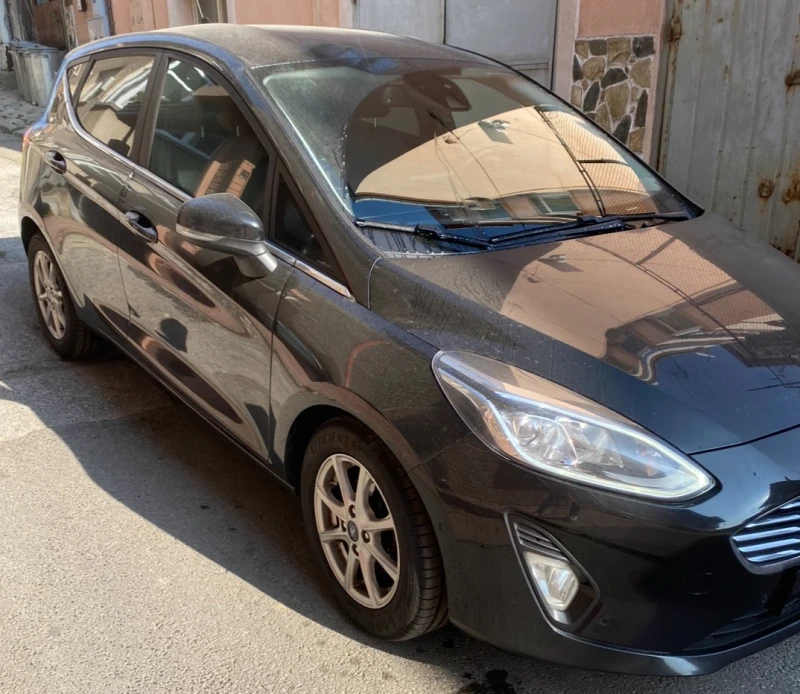 Ford Fiesta Titanium 1.5 diesel, снимка 3 - Автомобили и джипове - 48025621