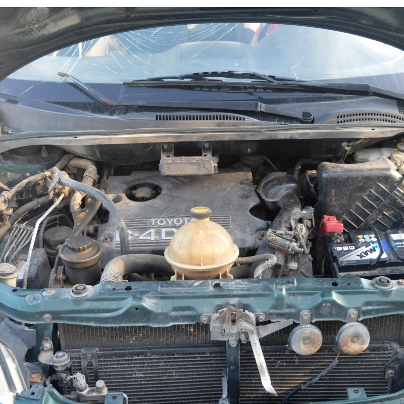 Toyota Avensis verso 2.0 D, снимка 6 - Автомобили и джипове - 52330281