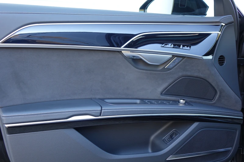 Audi A8 3XS-LINE* RS* DIGITAL OLED LIGHTS* PANO* 360* , снимка 14 - Автомобили и джипове - 52617721