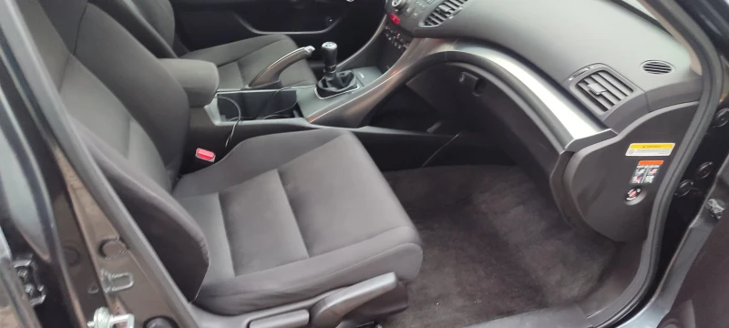 Honda Accord Tourer, снимка 11 - Автомобили и джипове - 53123927