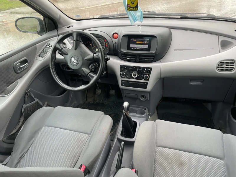 Nissan Almera tino Almera 2.2 dci , снимка 9 - Автомобили и джипове - 53578023