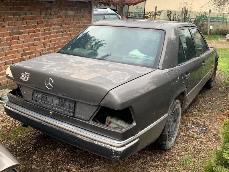 Mercedes-Benz 124 250TD На части  - изображение 3