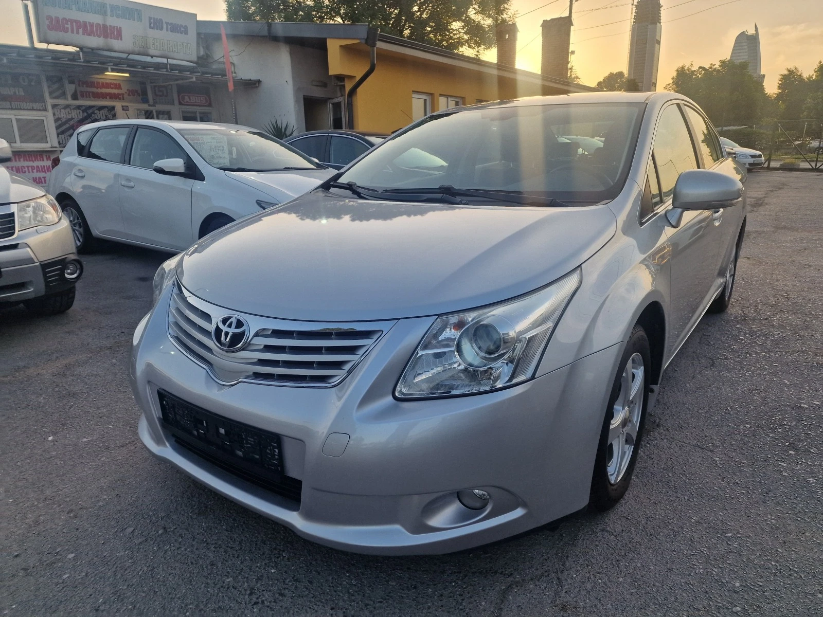 Toyota Avensis 1.8i- keyless подгрев лети джанти - изображение 3