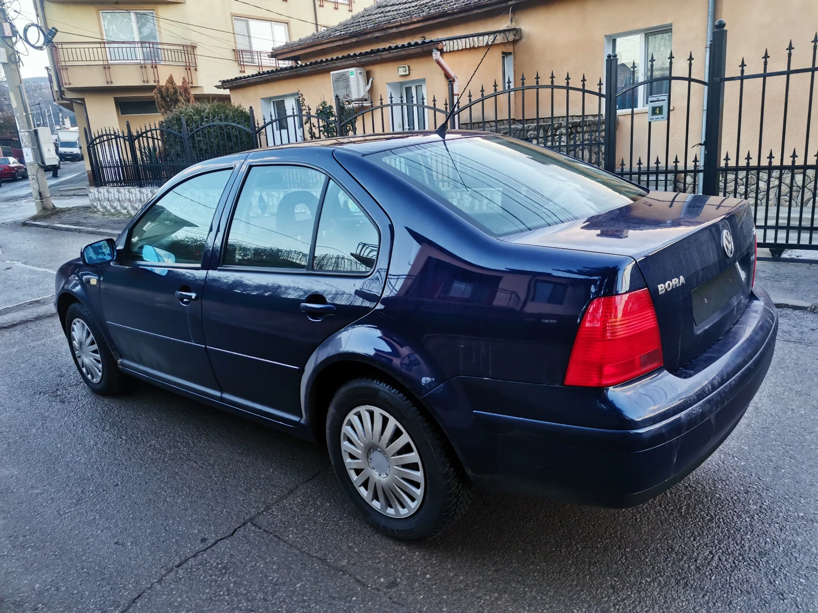 VW Bora 2.0i 162000км - изображение 5