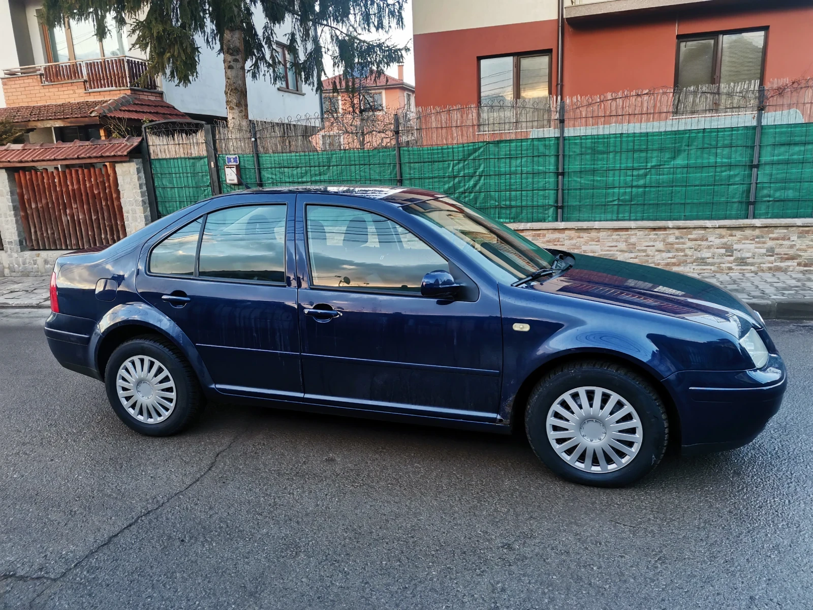 VW Bora 2.0i 162000км - изображение 2