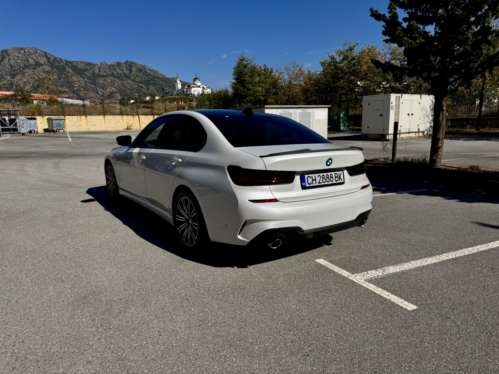 BMW 320 Xdrive M Sport - изображение 3