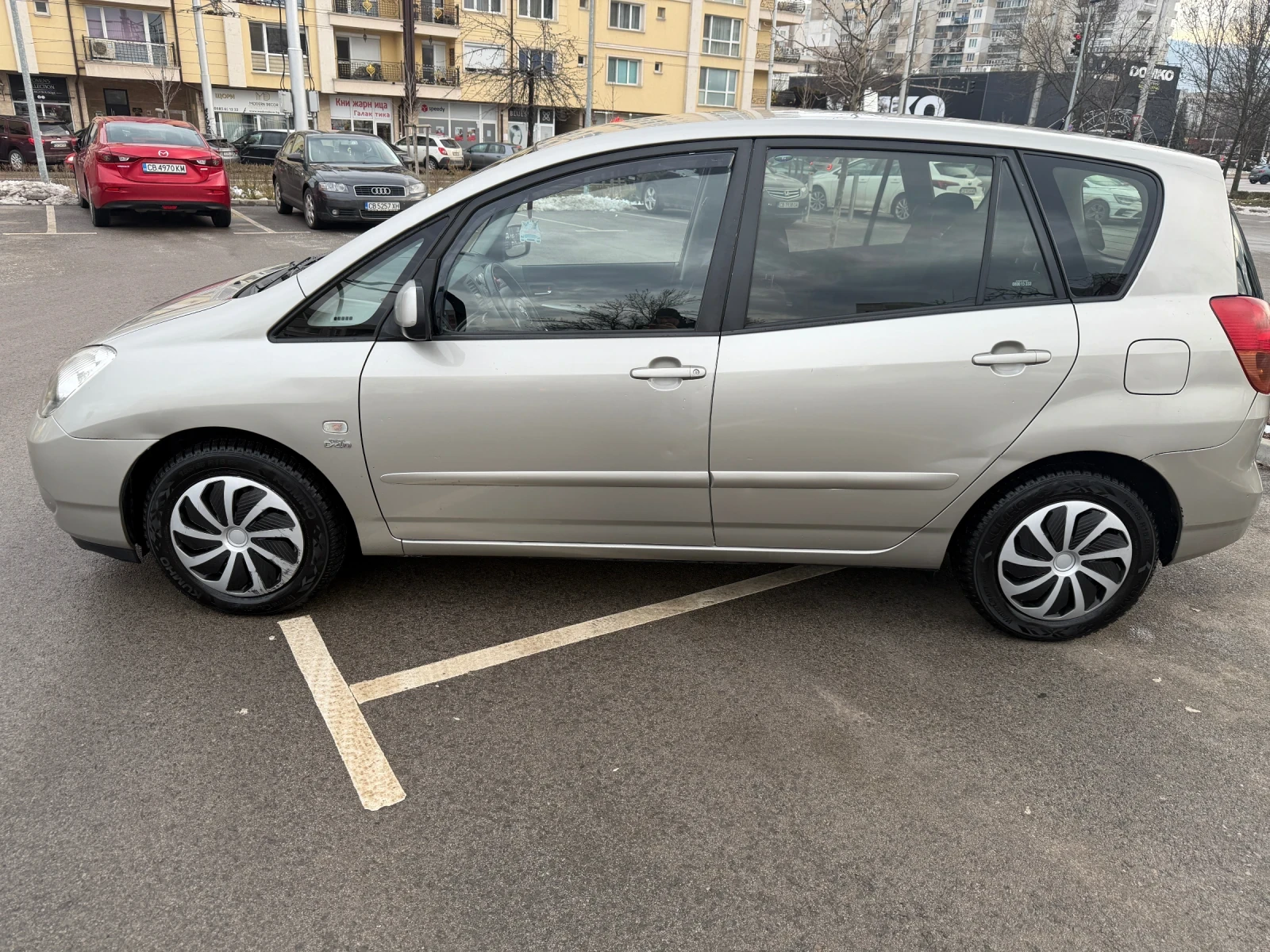Toyota Corolla verso 2.0D4D | Mobile.bg � ����������� 3