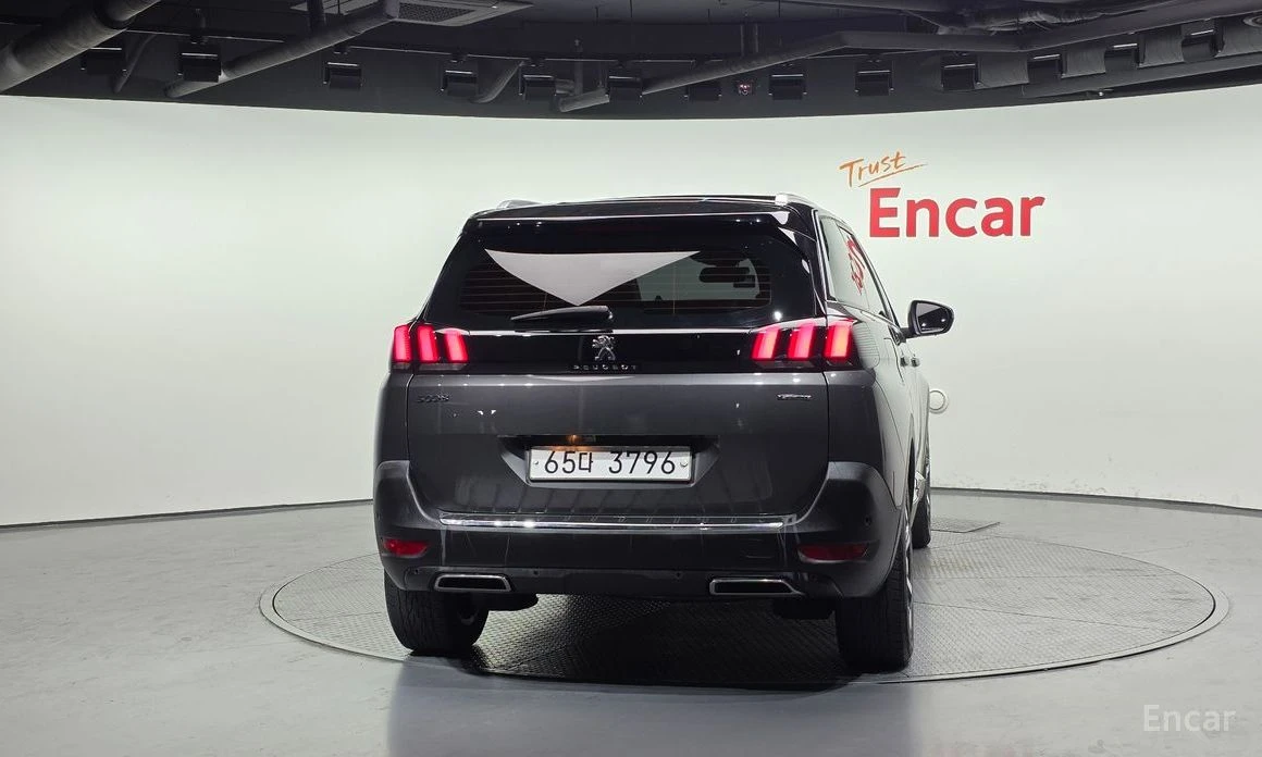 Peugeot 5008 GT LINE* DIGITAL* ПАНОРАМА* КАМЕРА* ПОДГРЕВ* , снимка 4 - Автомобили и джипове - 54043045