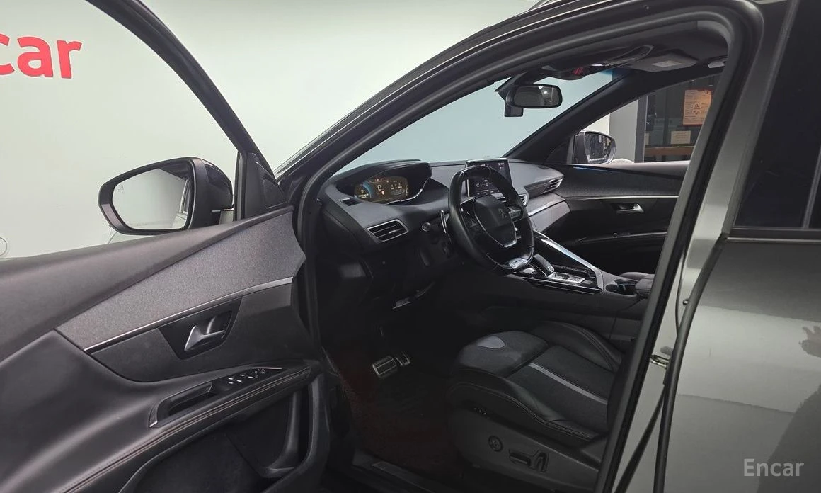 Peugeot 5008 GT LINE* DIGITAL* ПАНОРАМА* КАМЕРА* ПОДГРЕВ* , снимка 10 - Автомобили и джипове - 54043045