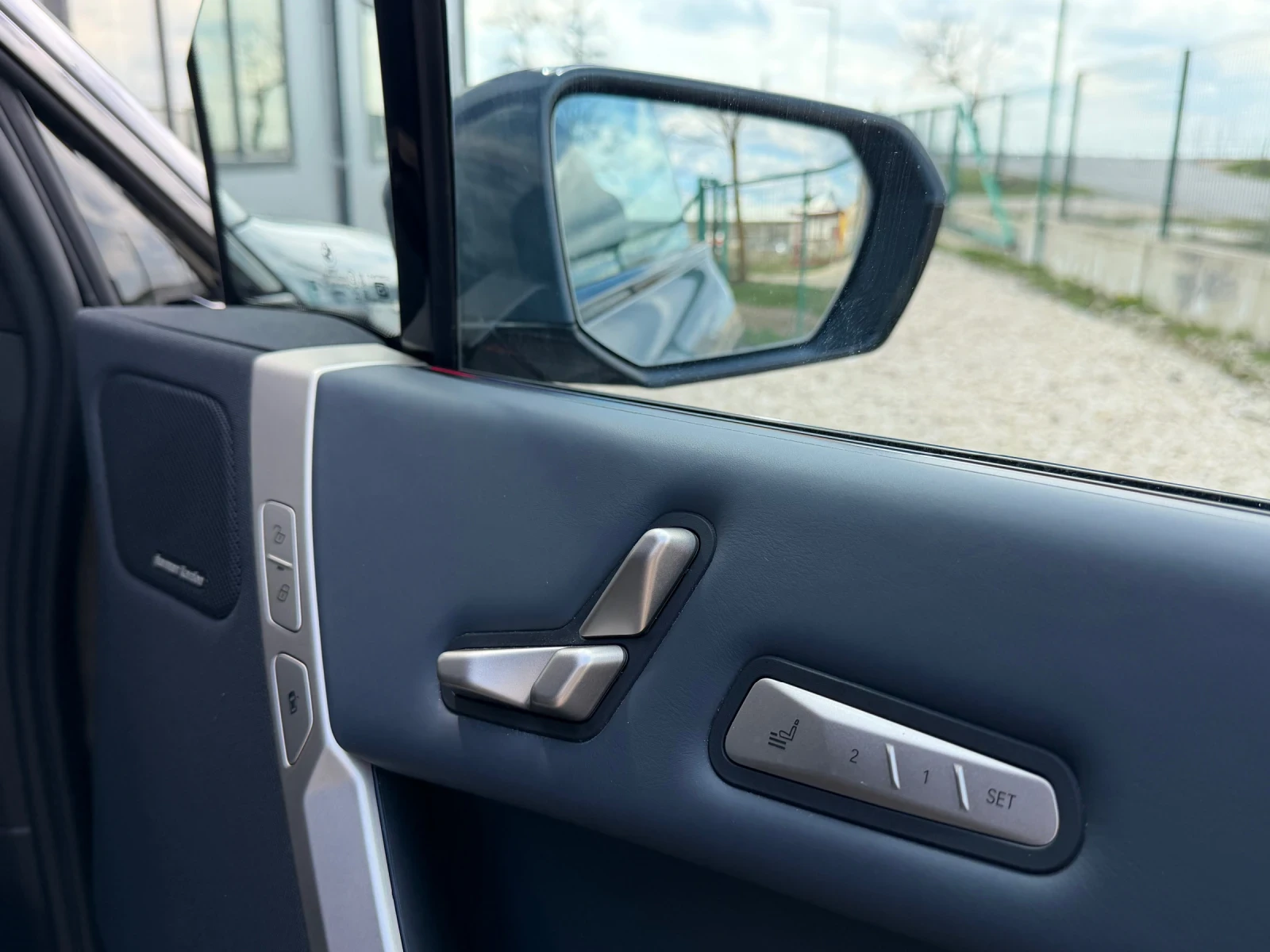 BMW iX Ix Xdrive 40 High exe 2022 77 kWh | Mobile.bg � ����������� 16