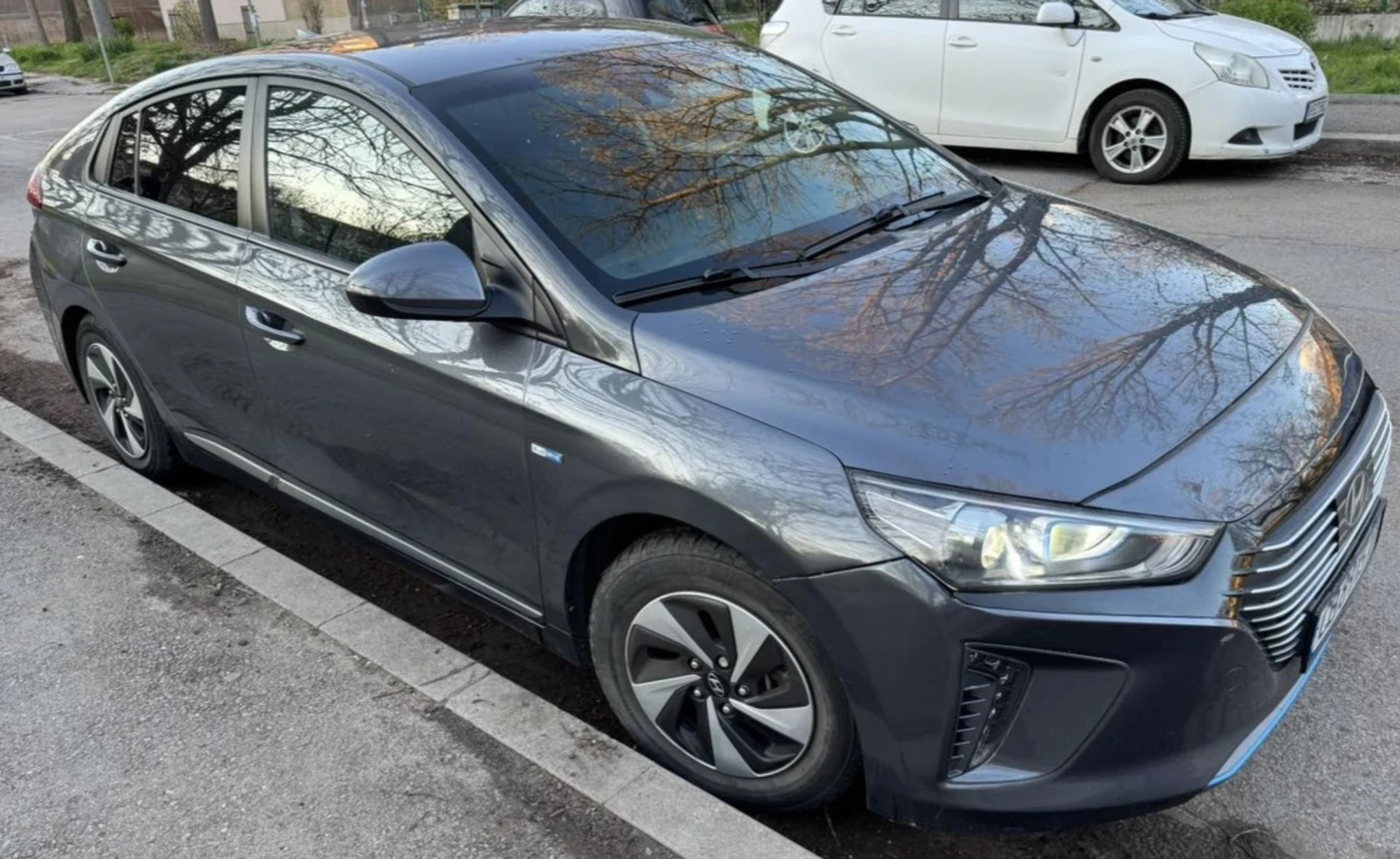 Hyundai Ioniq  Hybrid 2018, 177 000 км, + газ, снимка 4 - Автомобили и джипове - 54154004