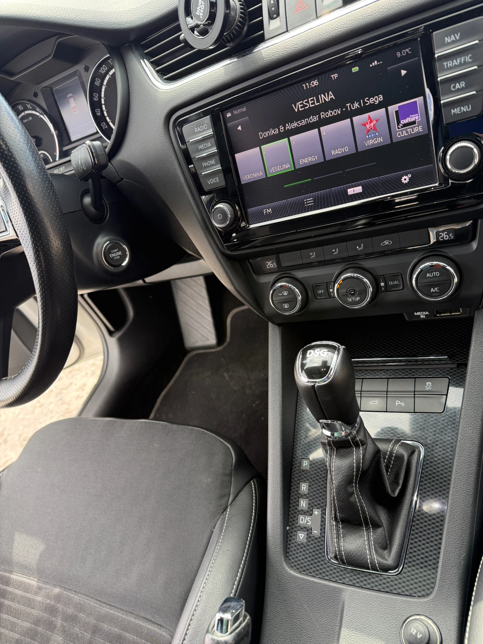 Skoda Octavia, снимка 15 - Автомобили и джипове - 54184025