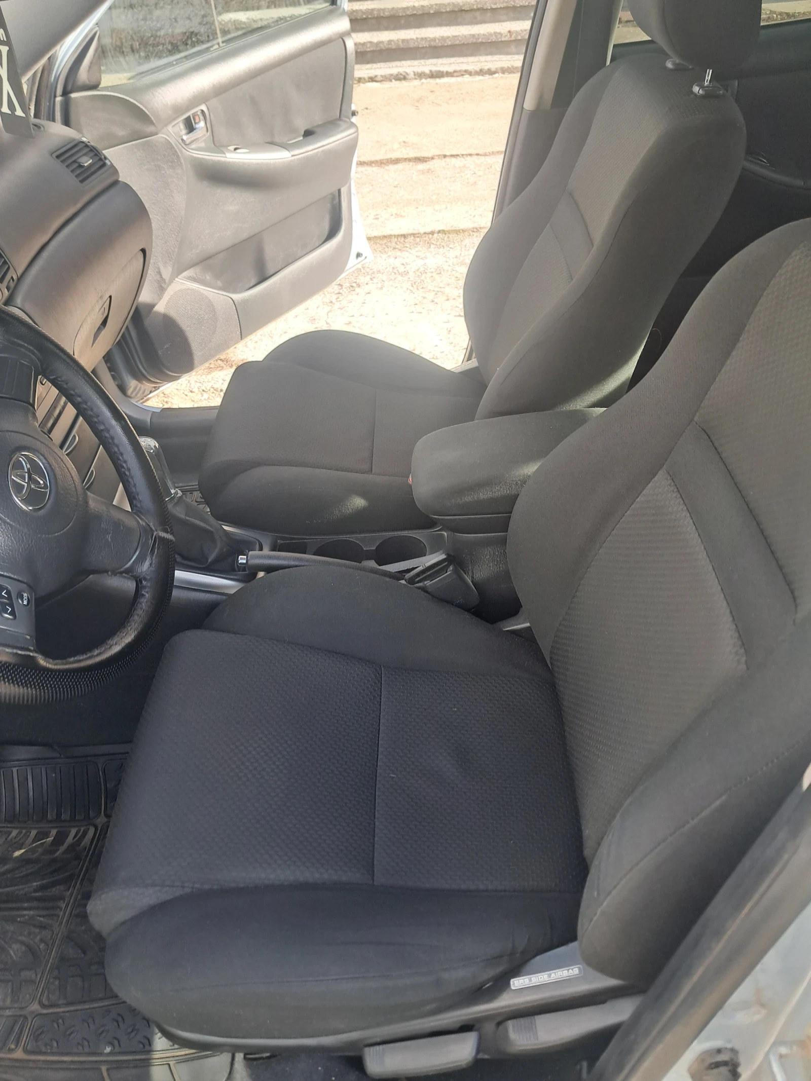 Toyota Corolla, снимка 6 - Автомобили и джипове - 54380418
