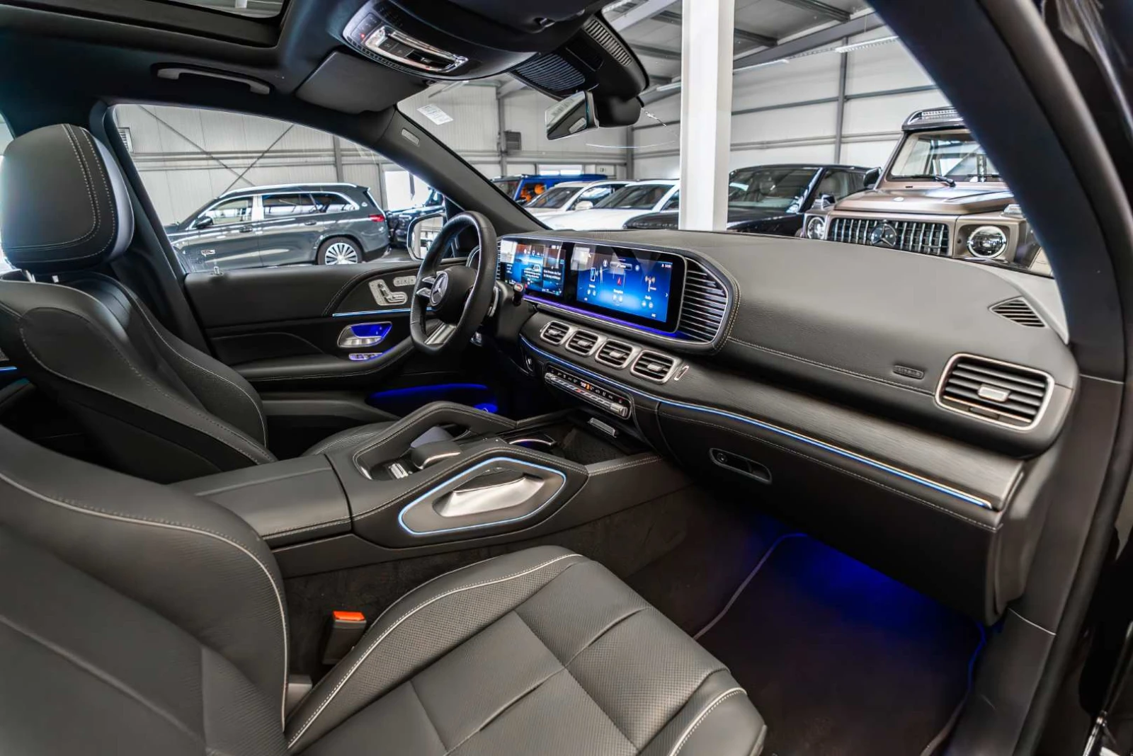Mercedes-Benz GLS 450 FACELIFT* 4 MATIC* EDITION AMG* EXCLUSIVE* PANO* 3, снимка 14 - Автомобили и джипове - 54510863