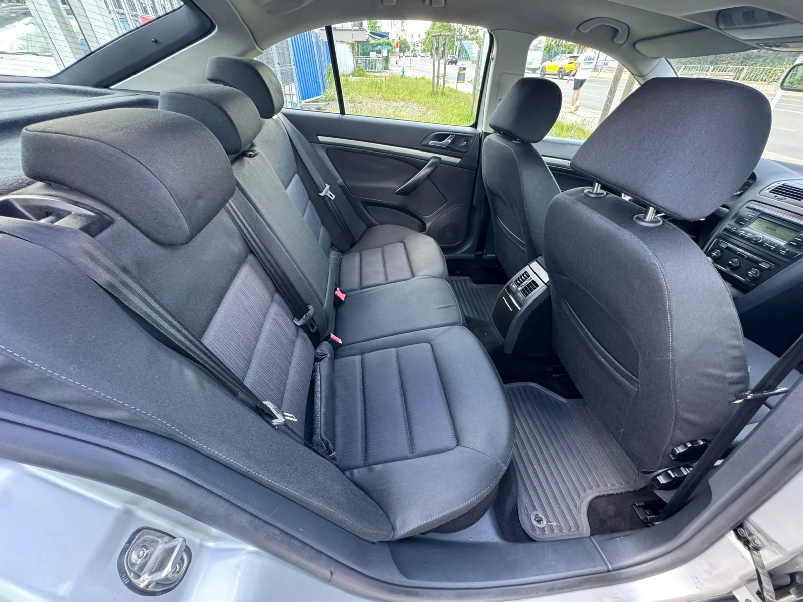 Skoda Octavia 2.0TDi/140к.с., снимка 13 - Автомобили и джипове - 54690981