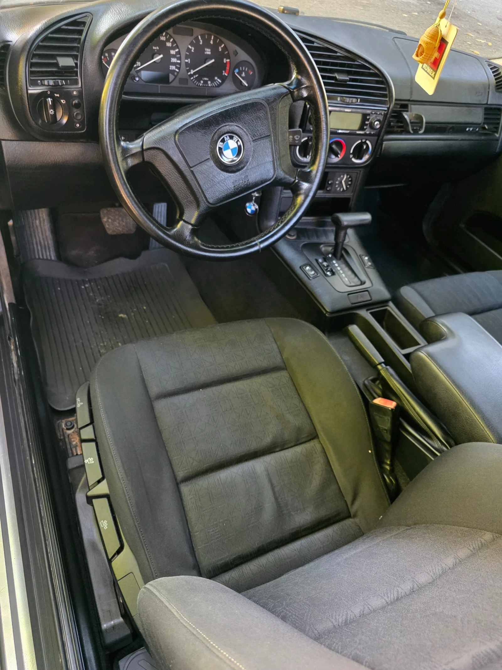 BMW 316, снимка 4 - Автомобили и джипове - 54708563