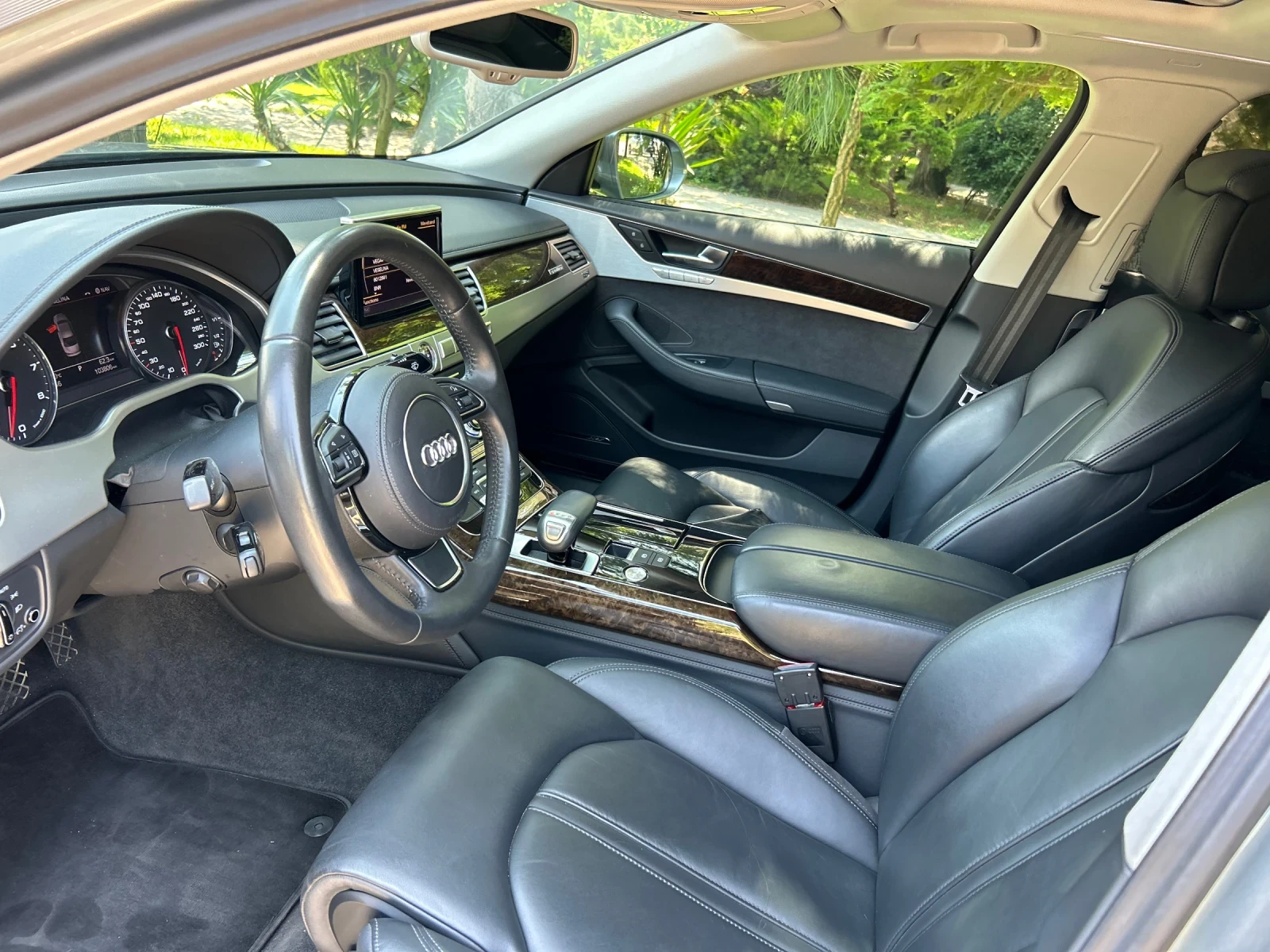 Audi A8 4.2 ТОП Реални километри, снимка 9 - Автомобили и джипове - 55145728