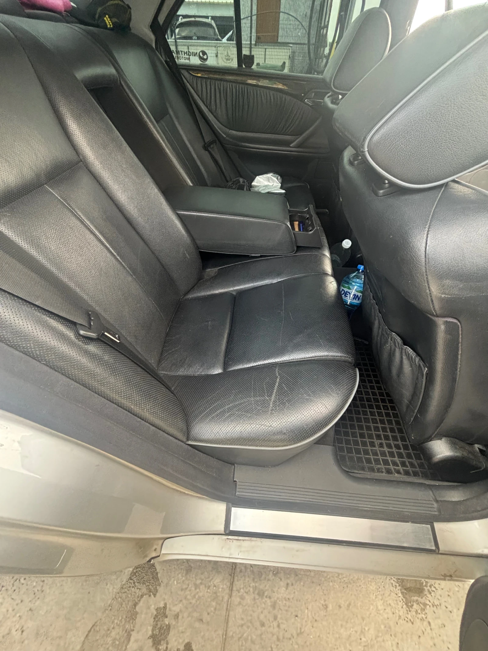 Mercedes-Benz E 200 Kompressor, снимка 8 - Автомобили и джипове - 55169047