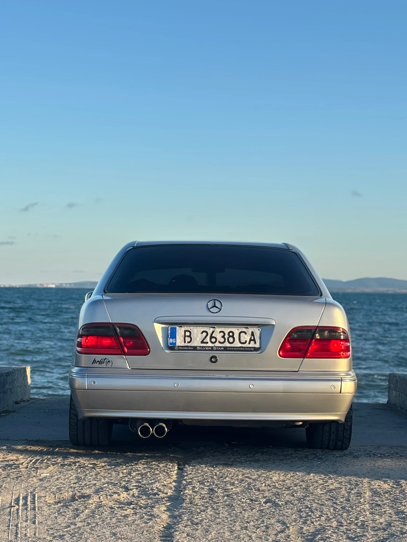 Mercedes-Benz E 200 Kompressor, снимка 3 - Автомобили и джипове - 55169047