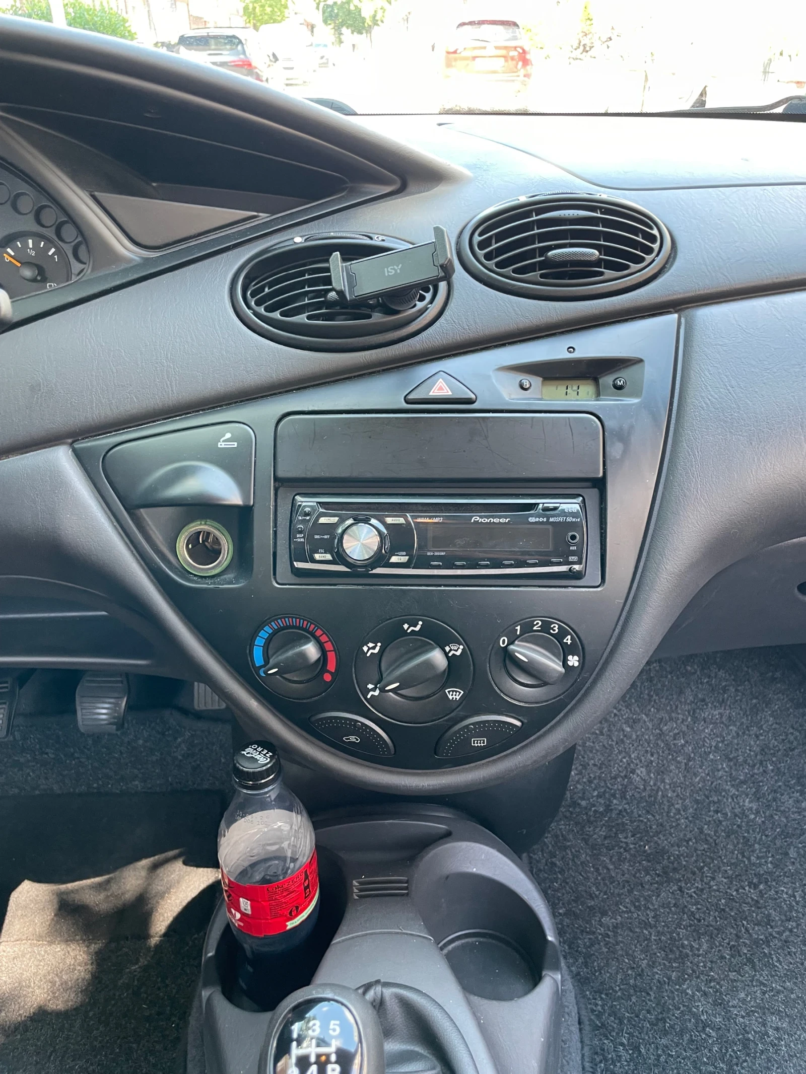 Ford Focus 1.6 бензин, снимка 8 - Автомобили и джипове - 55221929