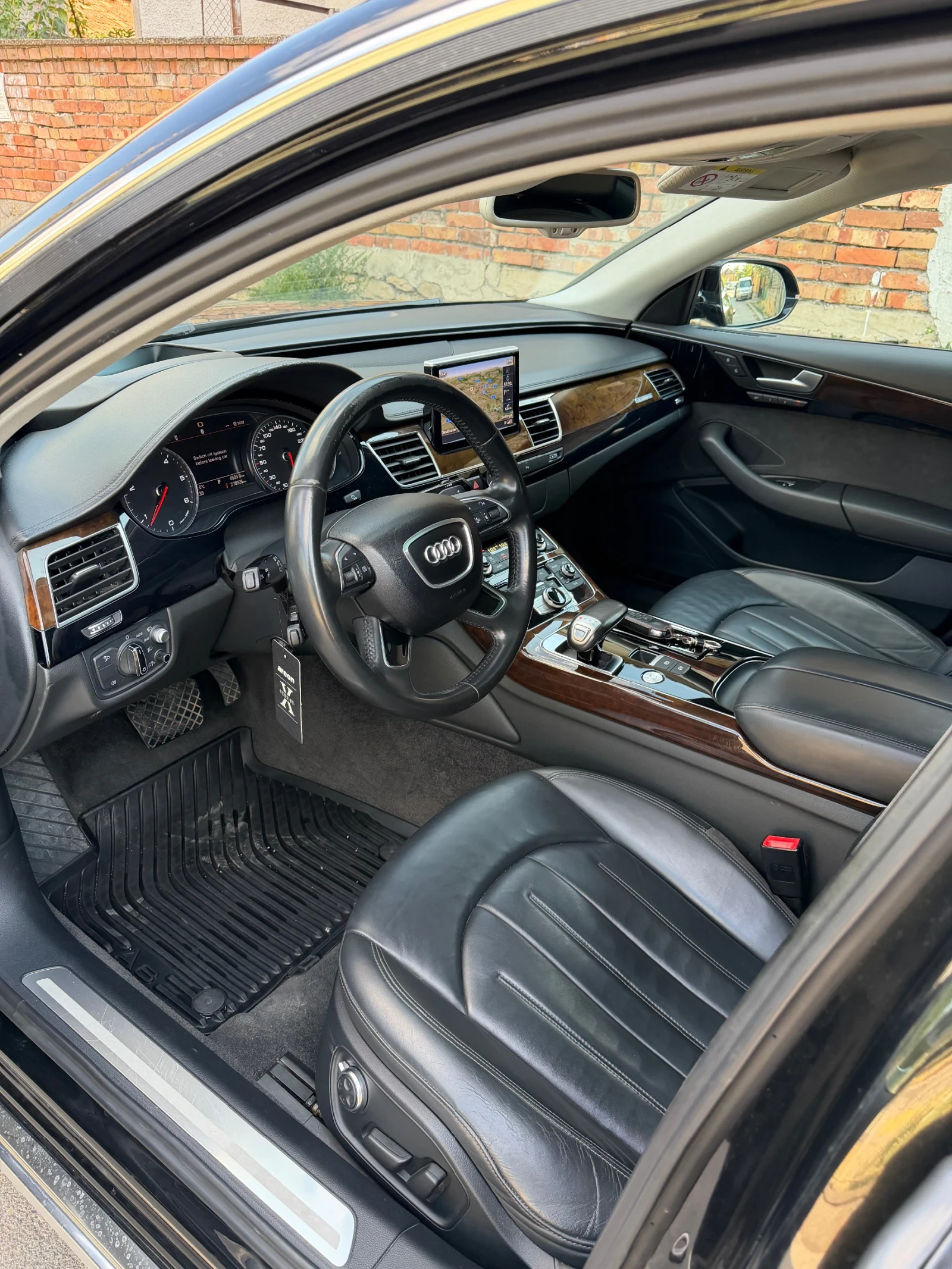 Audi A8 3.0D MATRIX HEAD-UP DISTRONIC, снимка 6 - Автомобили и джипове - 55680896