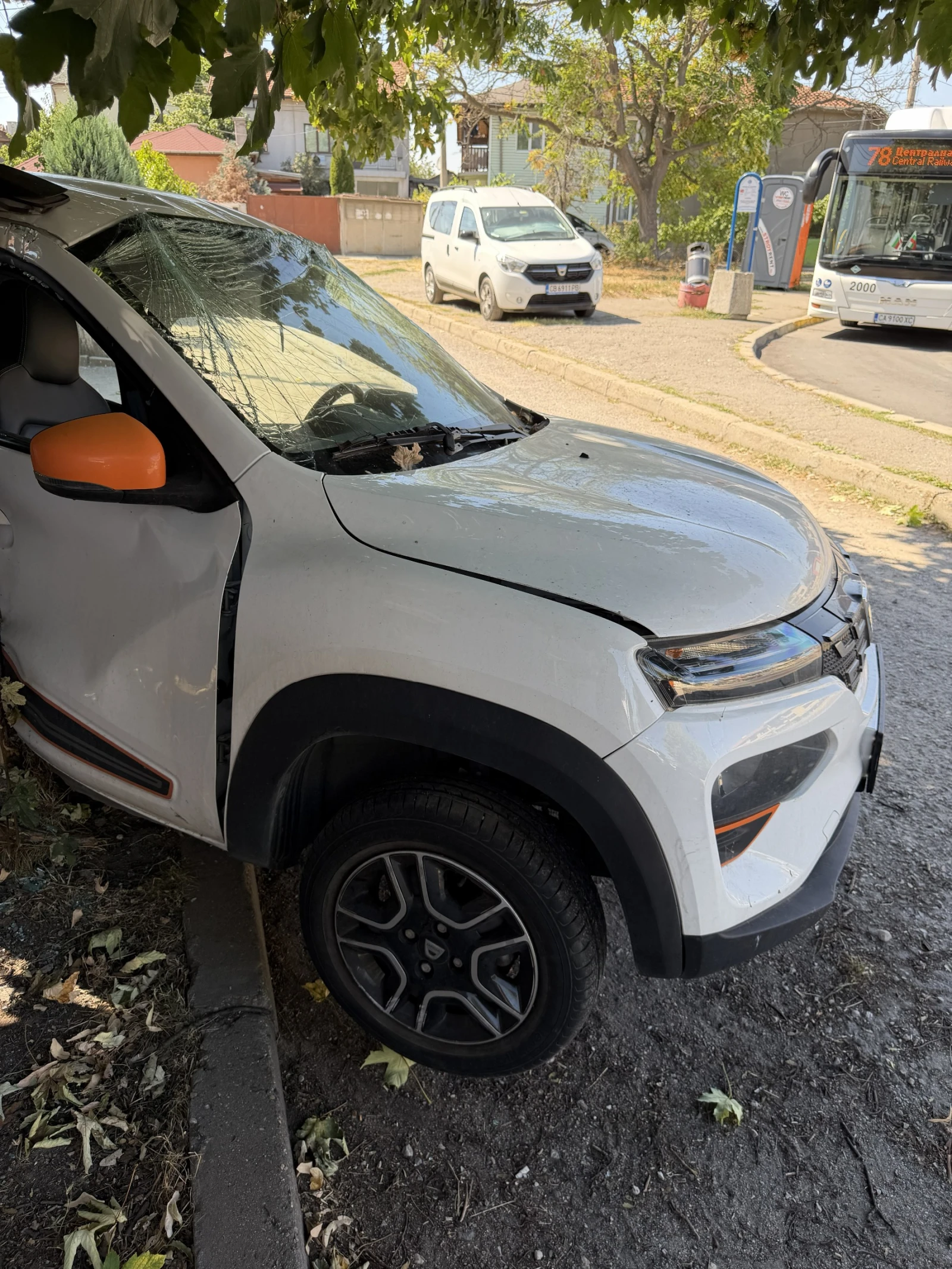 Dacia Spring, снимка 4 - Автомобили и джипове - 55705017