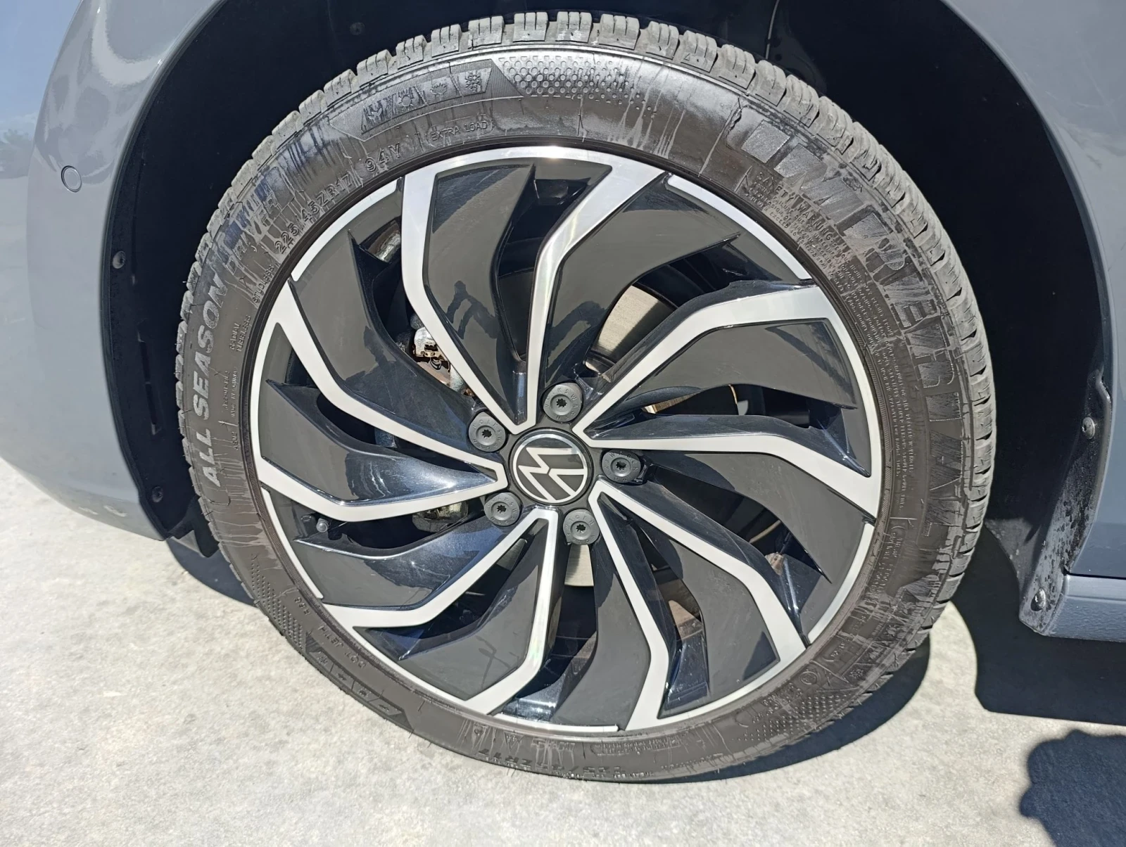 VW Golf 1.5 eTSI  НОВ!, снимка 11 - Автомобили и джипове - 55989332