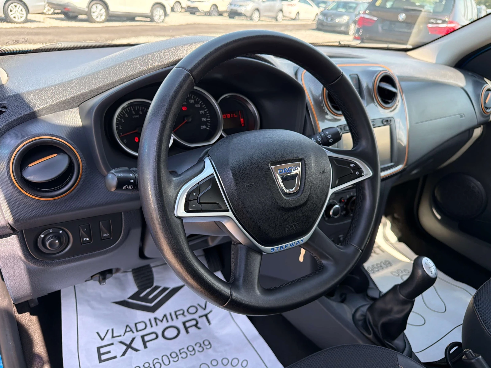Dacia Sandero 1.5dCi E6 STEPWAY FACE /РЕАЛНИ КМ / 1 - СОБСТВЕНИК, снимка 13 - Автомобили и джипове - 56209189