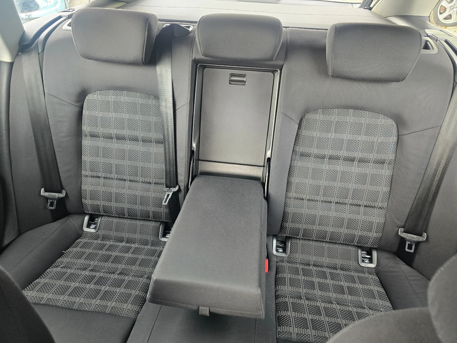 Audi A4 2.0TDI-150K.C-S-TRONIC-7 �������� | Mobile.bg � ����������� 12