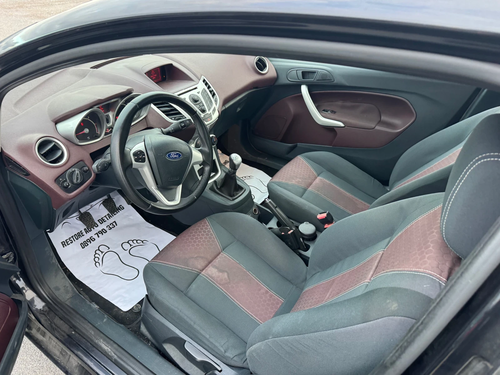 Ford Fiesta 1.6 tdci, снимка 11 - Автомобили и джипове - 56735675