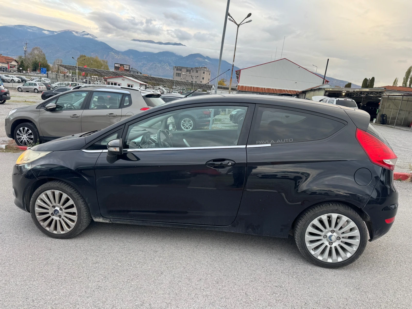 Ford Fiesta 1.6 tdci, снимка 8 - Автомобили и джипове - 56735675