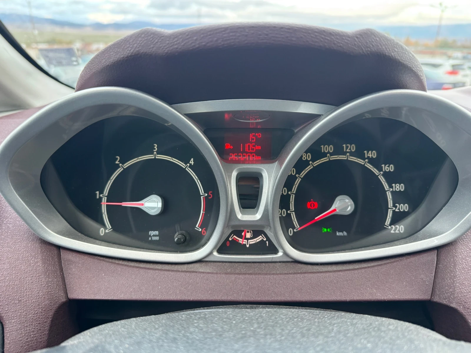 Ford Fiesta 1.6 tdci, снимка 14 - Автомобили и джипове - 56735675