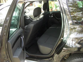 Dacia Duster 1.6i GPL ЗАВОДСКИ, снимка 13