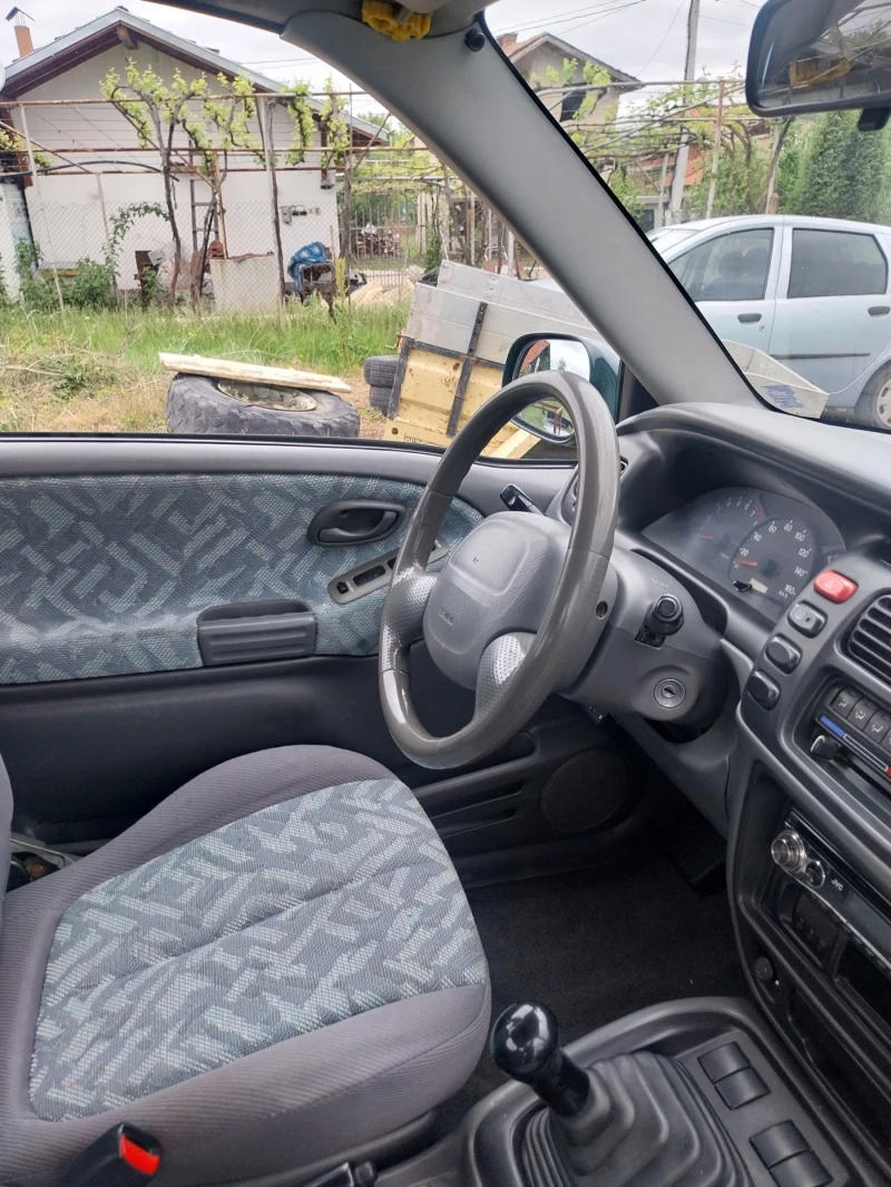 Suzuki Grand vitara, снимка 7 - Автомобили и джипове - 48535474