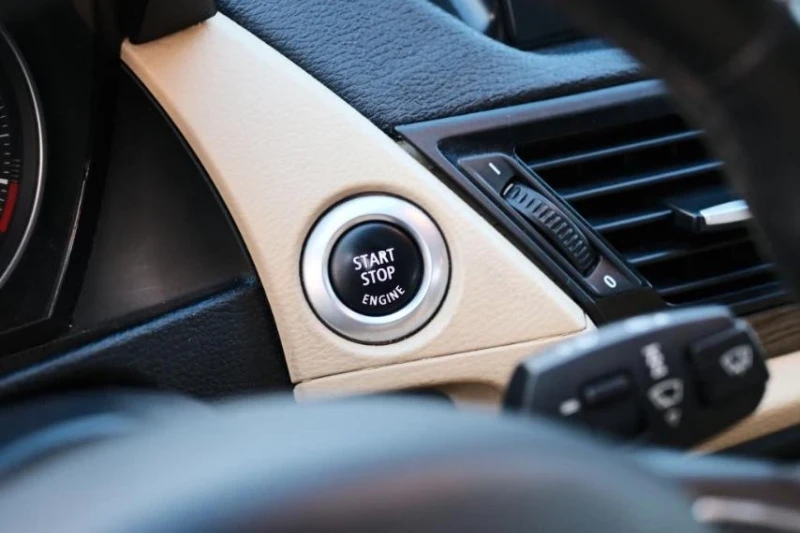 BMW X1, снимка 10 - Автомобили и джипове - 51387494